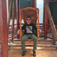 李萌