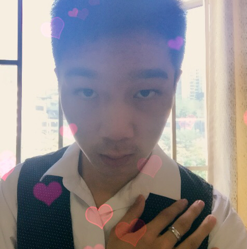 何震