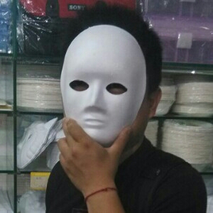 毕以君