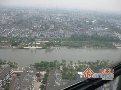 自由之邑小区图片