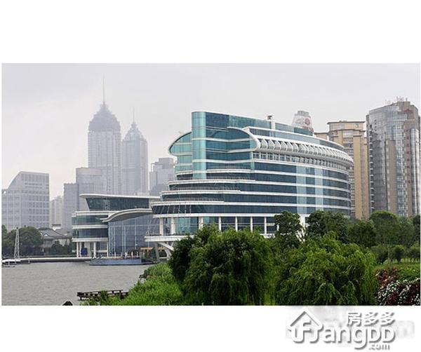 中茵皇冠国际图片