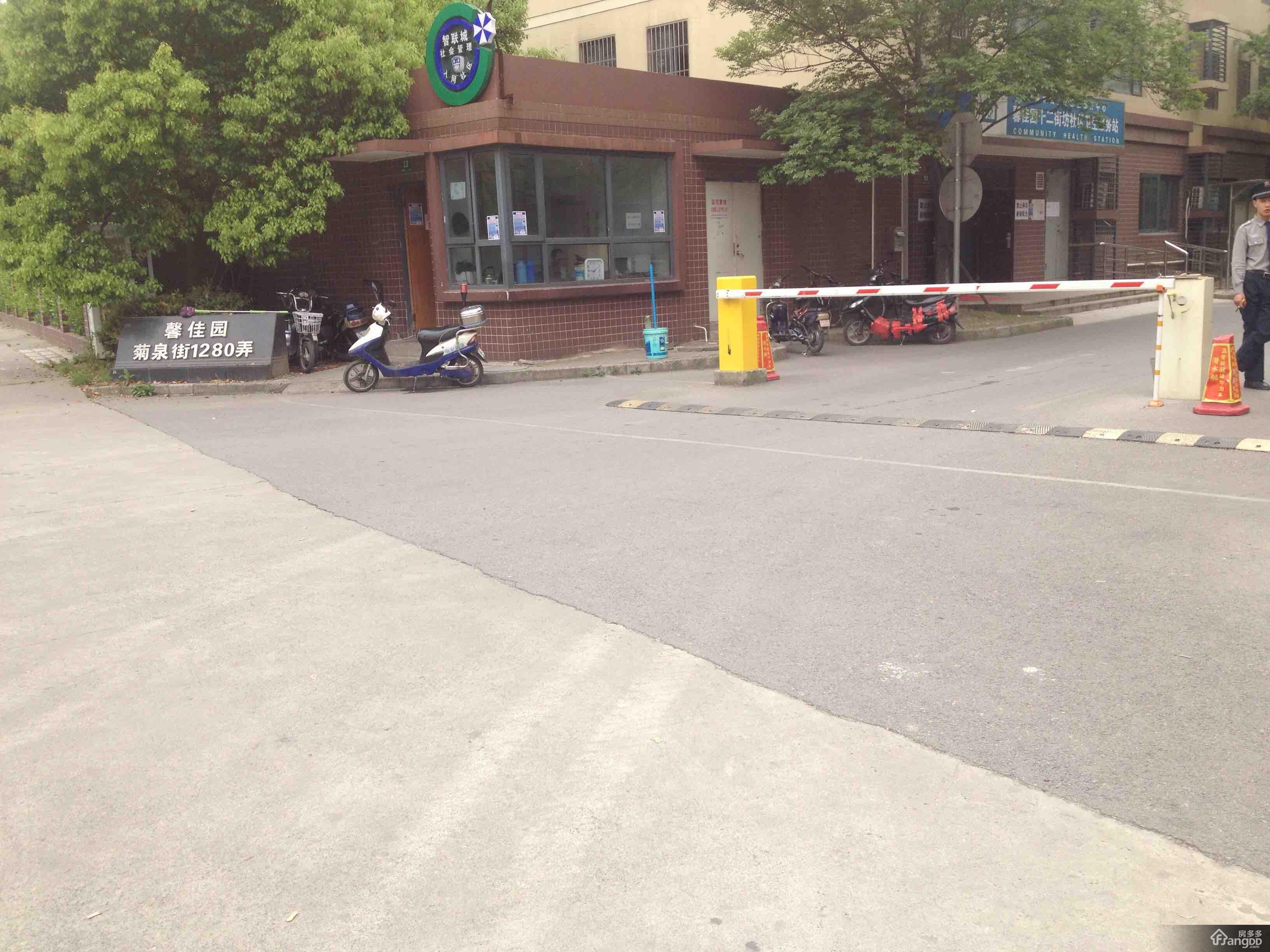 馨佳园十一街坊小区图片