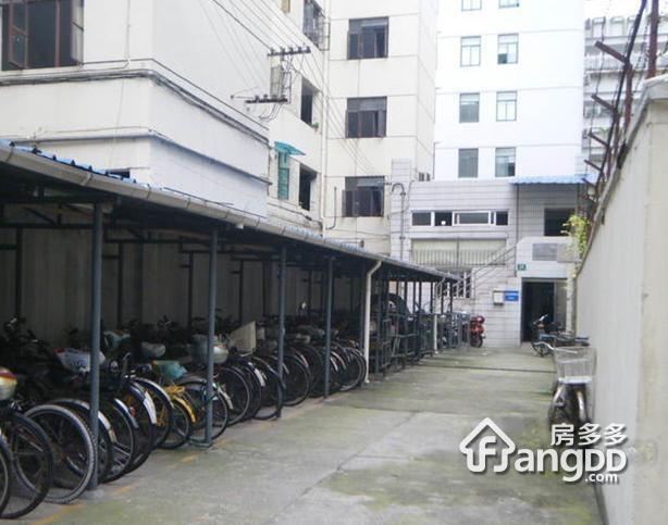蒙自路380弄小区图片