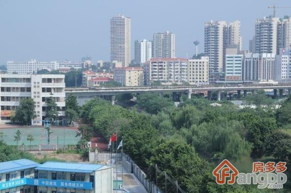 合生紫龙府小区图片