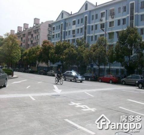 梅花路828弄小区图片