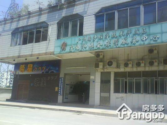 皇家花园小区图片