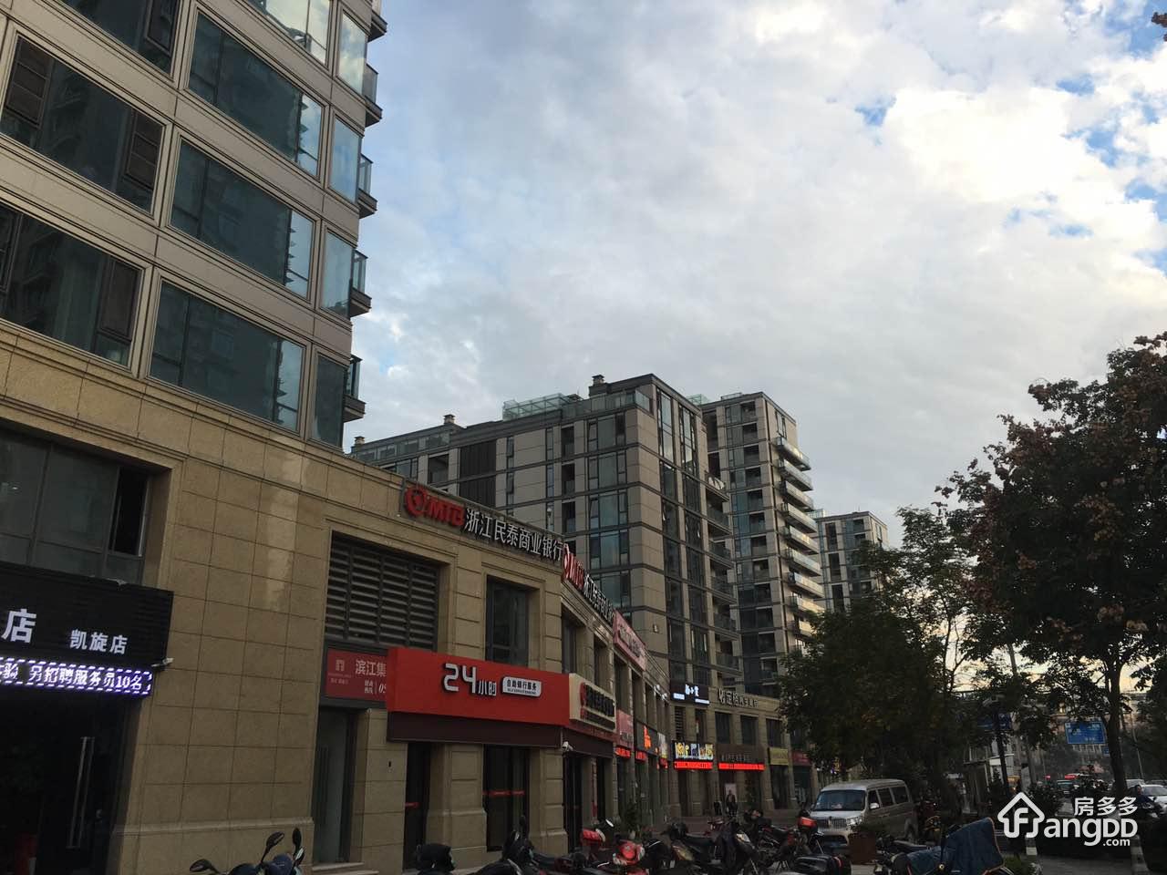 滨江凯旋门图片