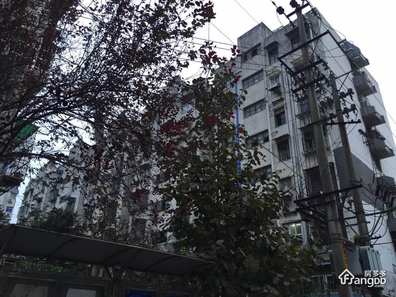 白云新寓图片