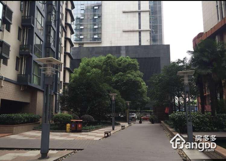 君临国际小区图片