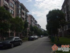 双秀南园小区图片