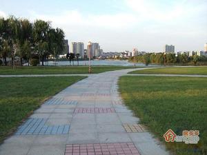 百家湖花园米兰城小区图片