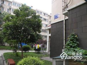育才公寓小区图片