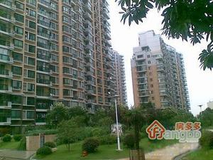 中天湖畔花园小区图片