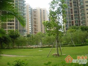 集信名城小区图片
