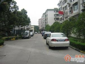 平型关路240弄小区图片