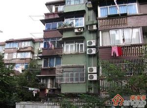 东二小区小区图片