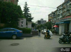 佳宝三村小区图片