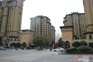 翡翠城一期小区图片