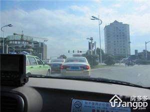保利中央公园小区图片