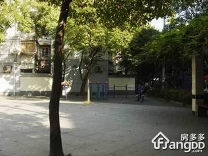 尊园小区图片
