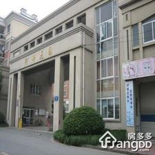 河畔花园小区图片