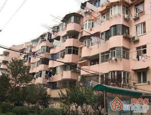 凌兆九村小区图片