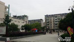 春波东苑小区图片