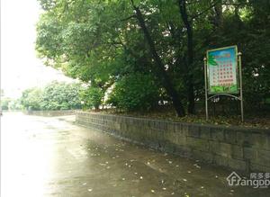 龙呈家园小区图片
