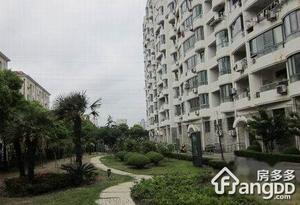 名典苑小区图片