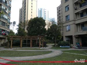 运新花苑三区小区图片