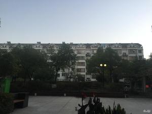 天都芳庭小区图片