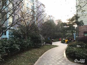 弘辉缤纷家园小区图片