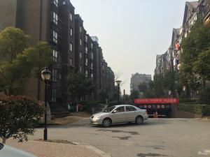 万江共和新城人和苑小区图片